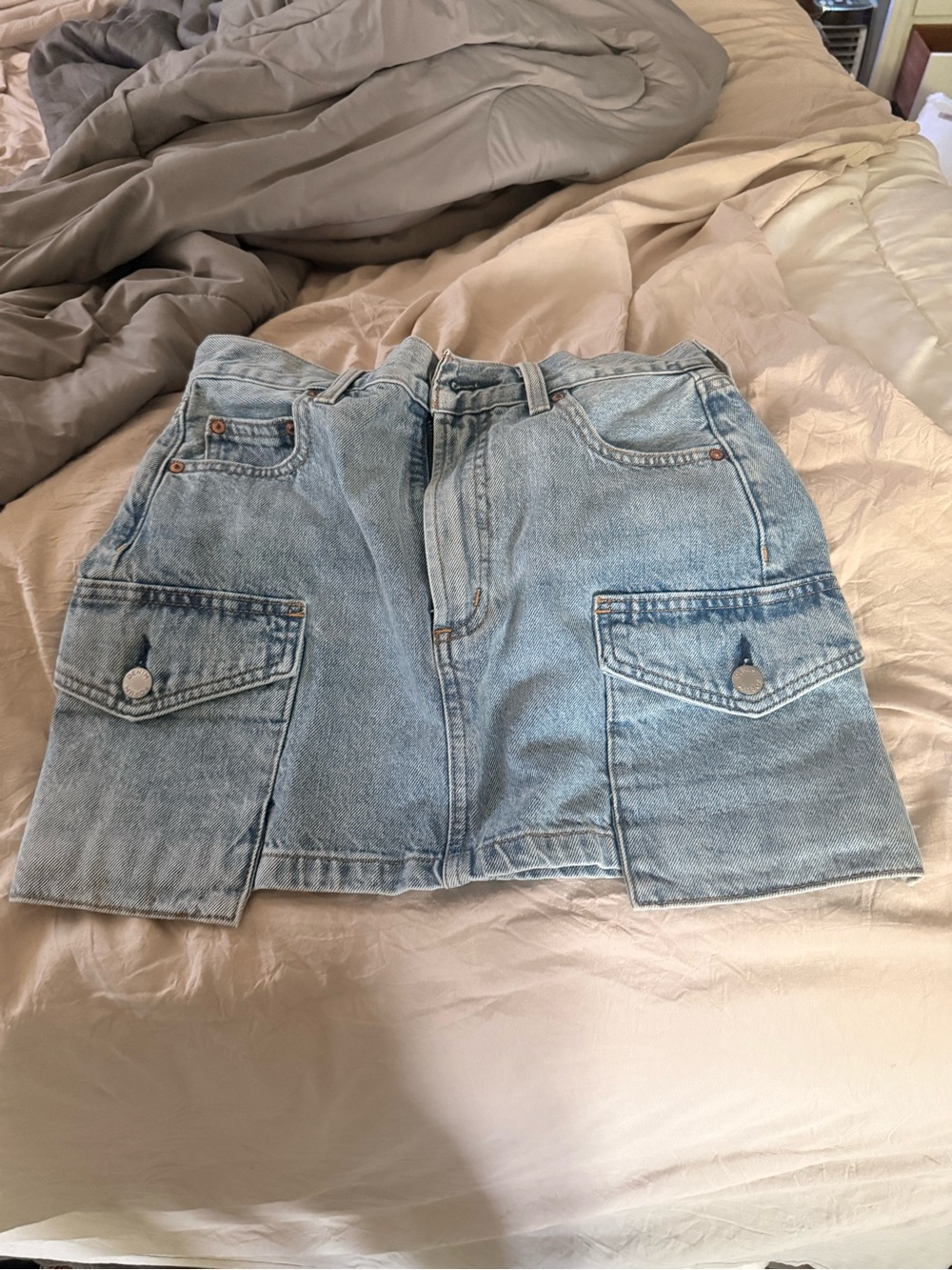 Denim Forum Light Blue Waistband Denim Skirt with Cargo Elements